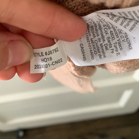 Pink Patch Pocket Pullover Sweater - Picture 6 of 7